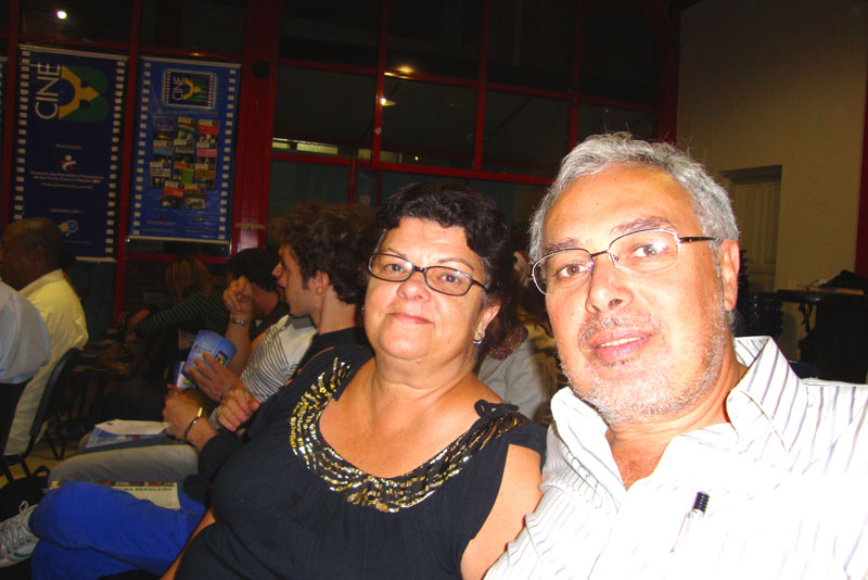 O bancário aposentado Izaias Wingter e sua esposa Diva Francisca Wingter O bancário aposentado Izaias Wingter e sua esposa Diva Francisca Wingter