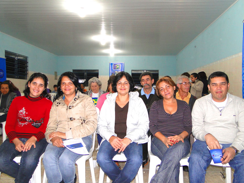 “Já assistir uma vez esse filme, mas gosto muito de histórias assim então hoje vim de novo assistir, claro”, disse Ana Paula Silva, que foi acompanhada de Ediramar de Carvalho Silva, Maria da Glória Santana, Cosmea Maria e seu marido José Merivaldo “Já assistir uma vez esse filme, mas gosto muito de histórias assim então hoje vim de novo assistir, claro”, disse Ana Paula Silva, que foi acompanhada de Ediramar de Carvalho Silva, Maria da Glória Santana, Cosmea Maria e seu marido José Merivaldo