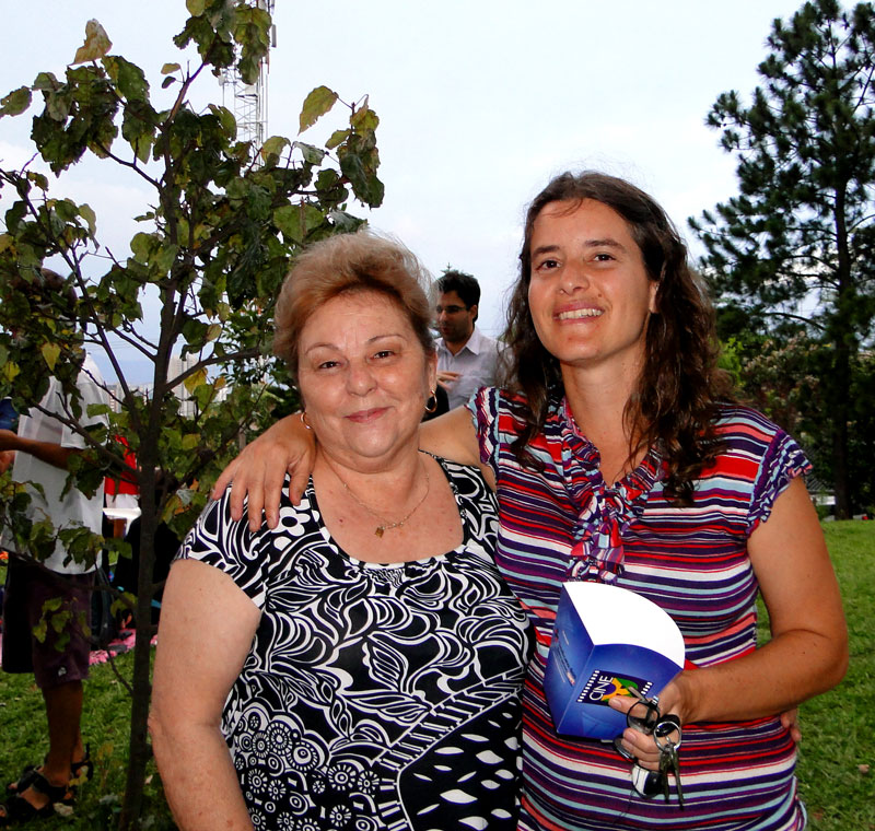 Catimari Durce Miglioransa tirou uma foto com Cecília Lotufo Catimari Durce Miglioransa tirou uma foto com Cecília Lotufo